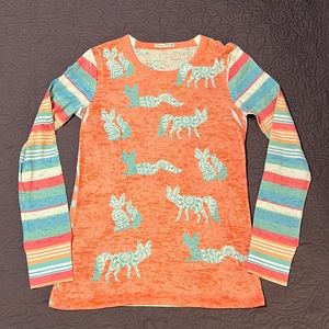 Sundance~Foxy Tee SM. Perfect condition no flaws. Smoke/pet free home.